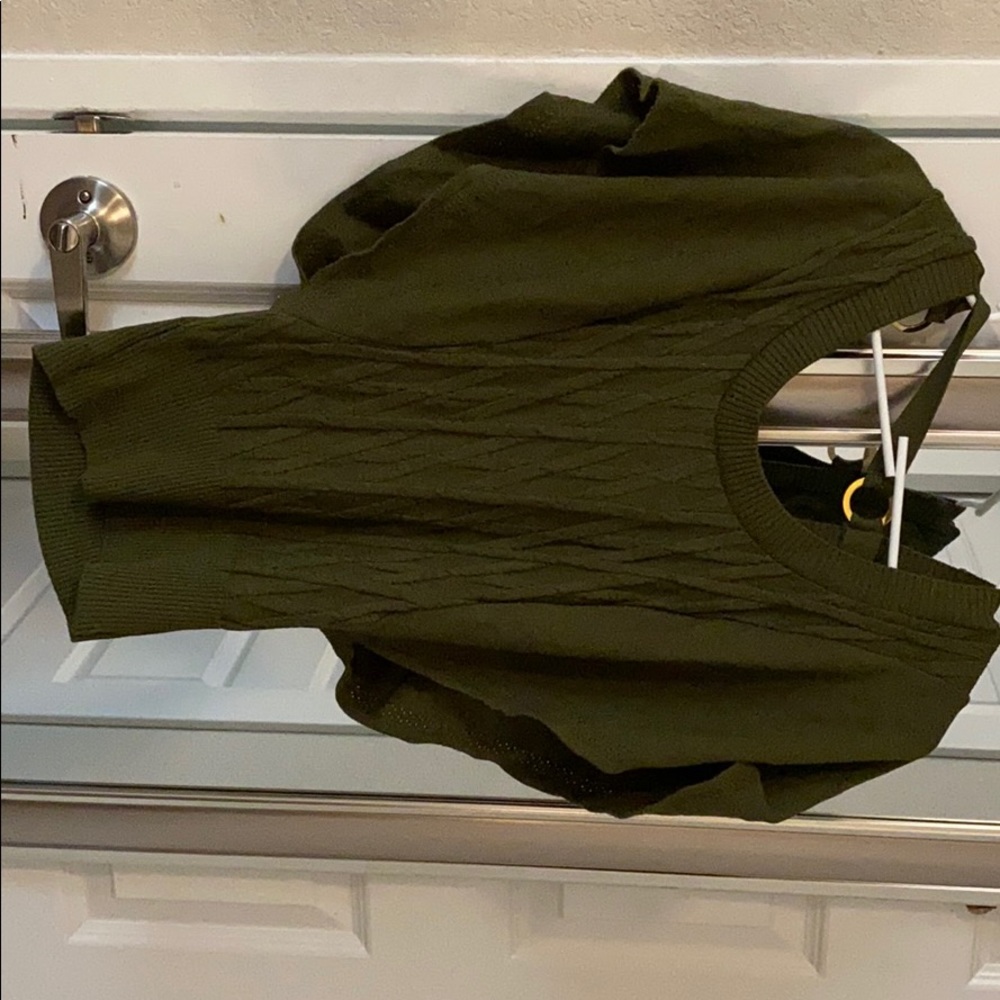 Off the shoulders shirt